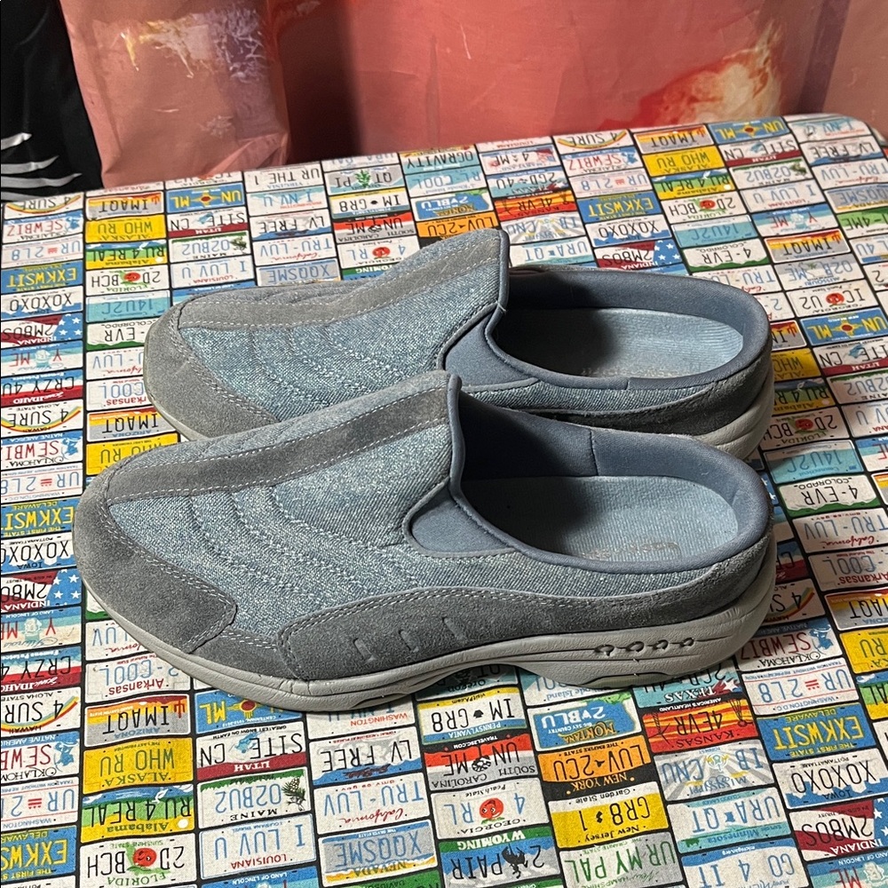 Easy Spirit Women’s Blue Denim Slip-On Comfort Shoes Size 7WW